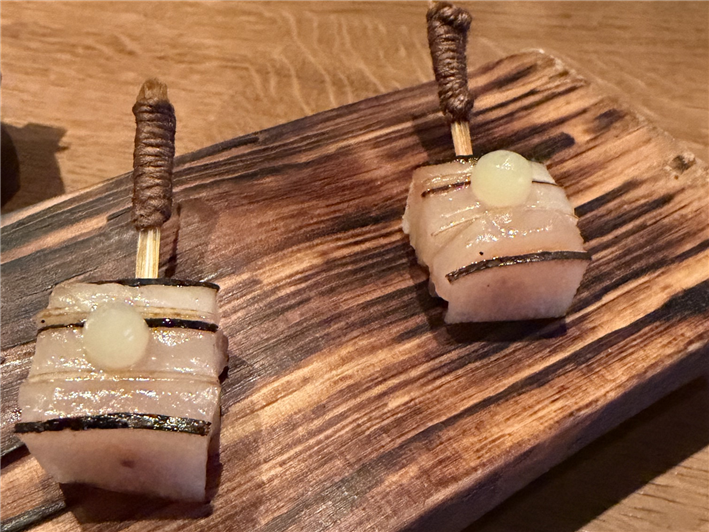 hamachi canape